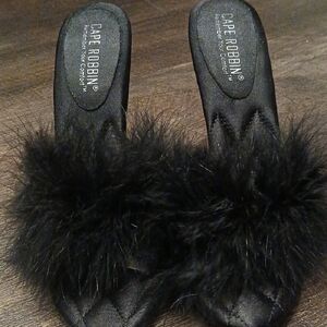 Cape Robbin Black Fuzzy Mules